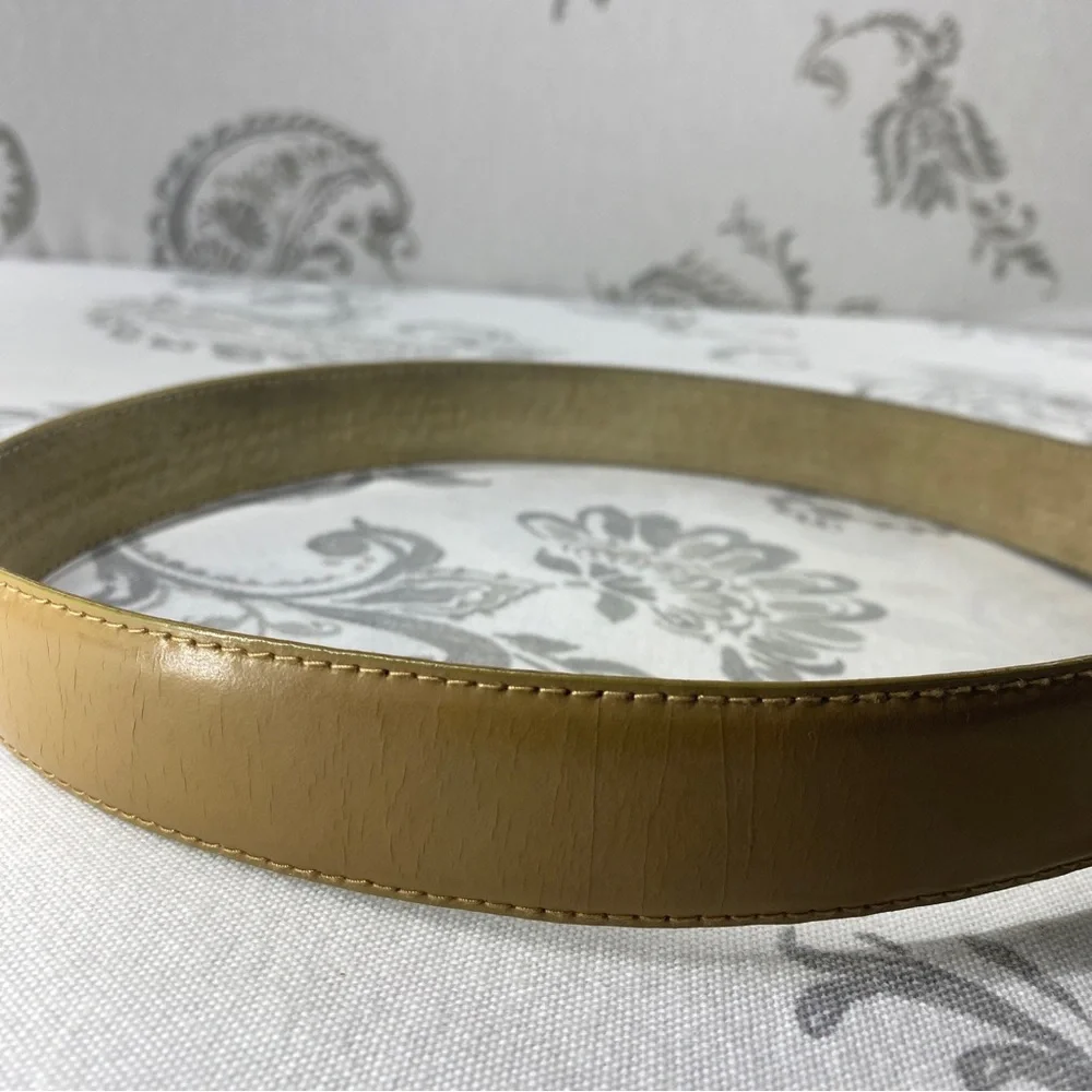 LIZ CLAIBORNE Vintage Leather Belt Taupe Gold Brass Buckle  Preppy Prep‎